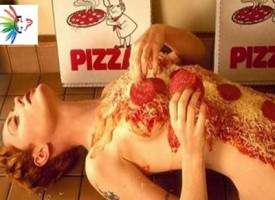 Si brucia il pene facendo sesso con una pizza e denuncia la pizzeria